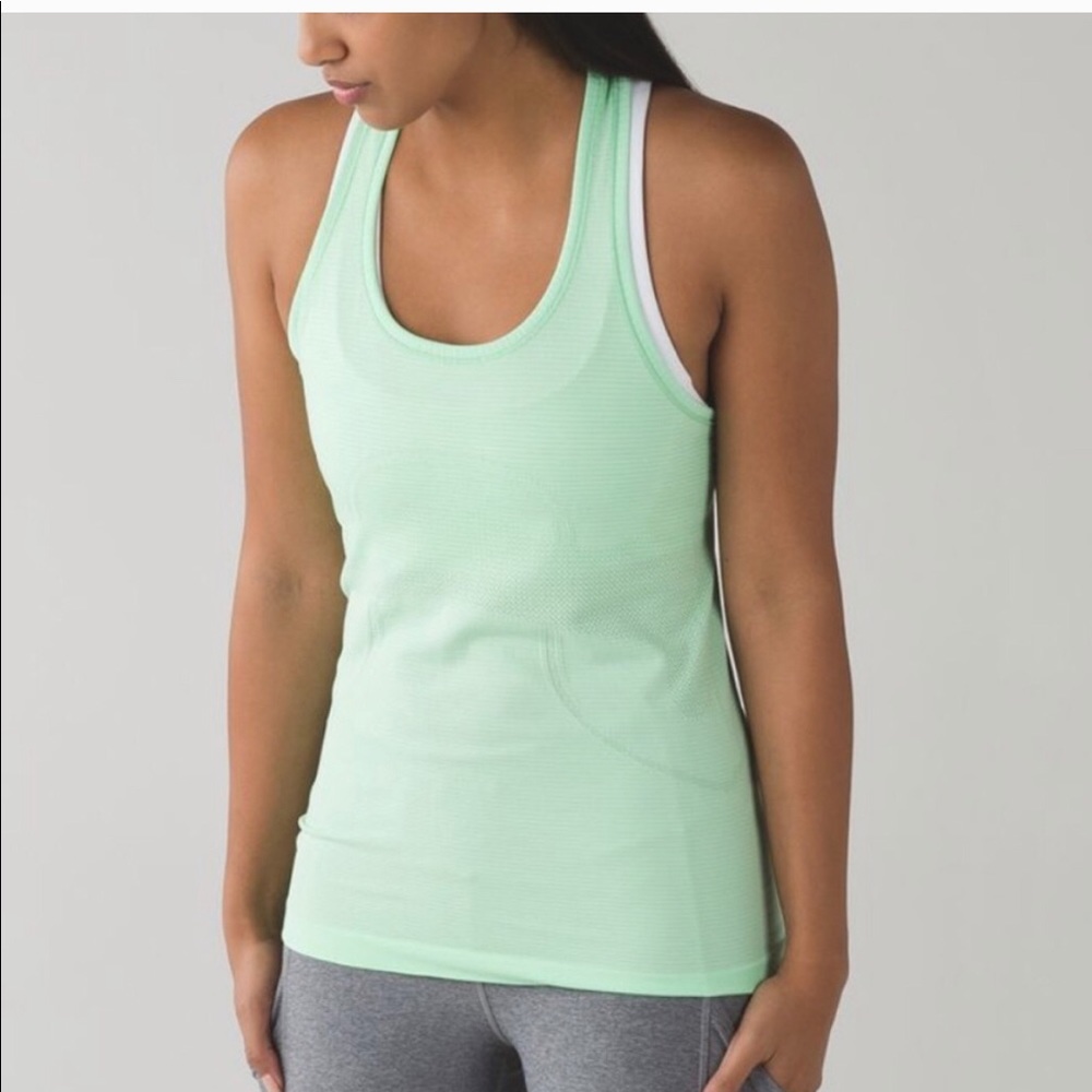 Lululemon swiftly racer bank